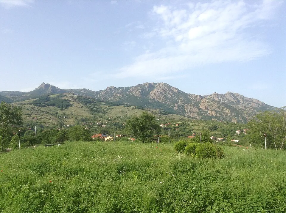 Природен парк Сините камъни