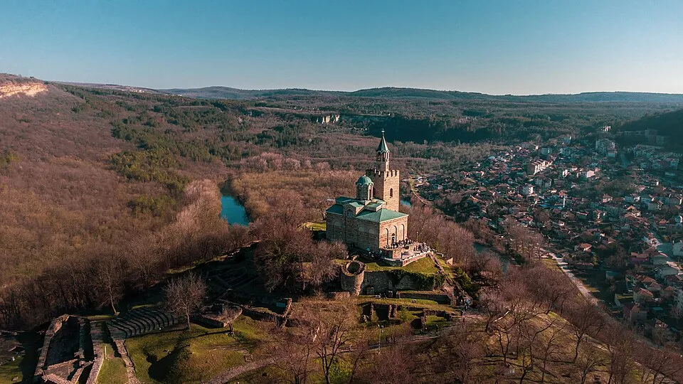 Крепостта "Царевец" - Panorama